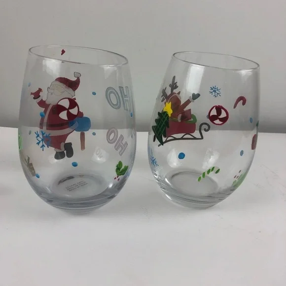 Pair of Christmas Holiday Wine Glasses - Picture 2 of 2